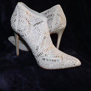 Lauren Lorraine's Sarah Silver Ankle Booties - Size 11!